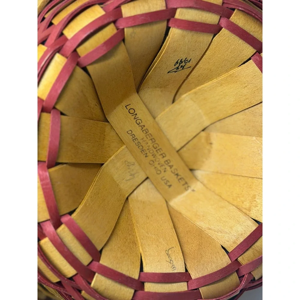 VTG Longaberger Basket Homestead Collectors Club 1999 Red Plaid Woven Round
